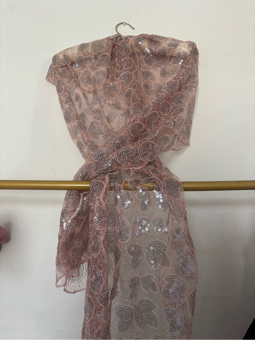 Vintage Rose Sequins Wrap Scarff Rose Design NWT